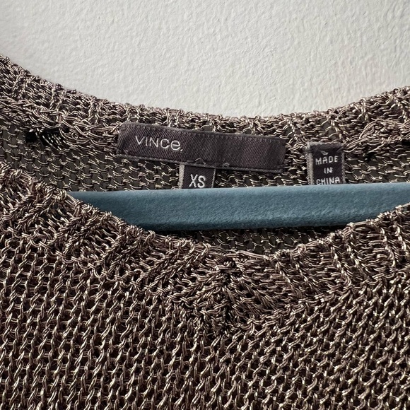 Vince Top - Picture 2 of 3